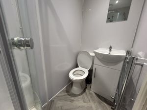 Photo 16- click for photo gallery